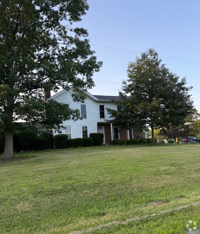 Building Photo - 7585 Branch Rd