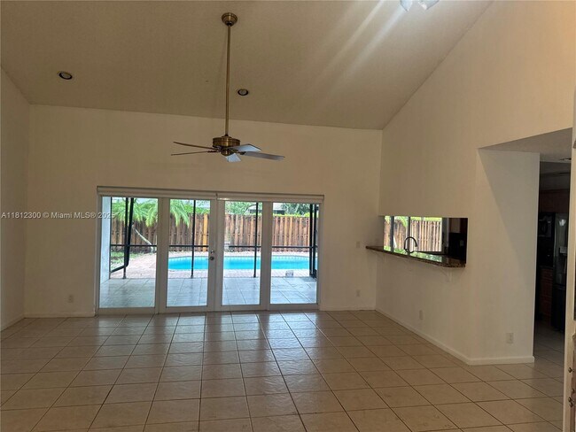 Building Photo - 928 SW 149th Terrace