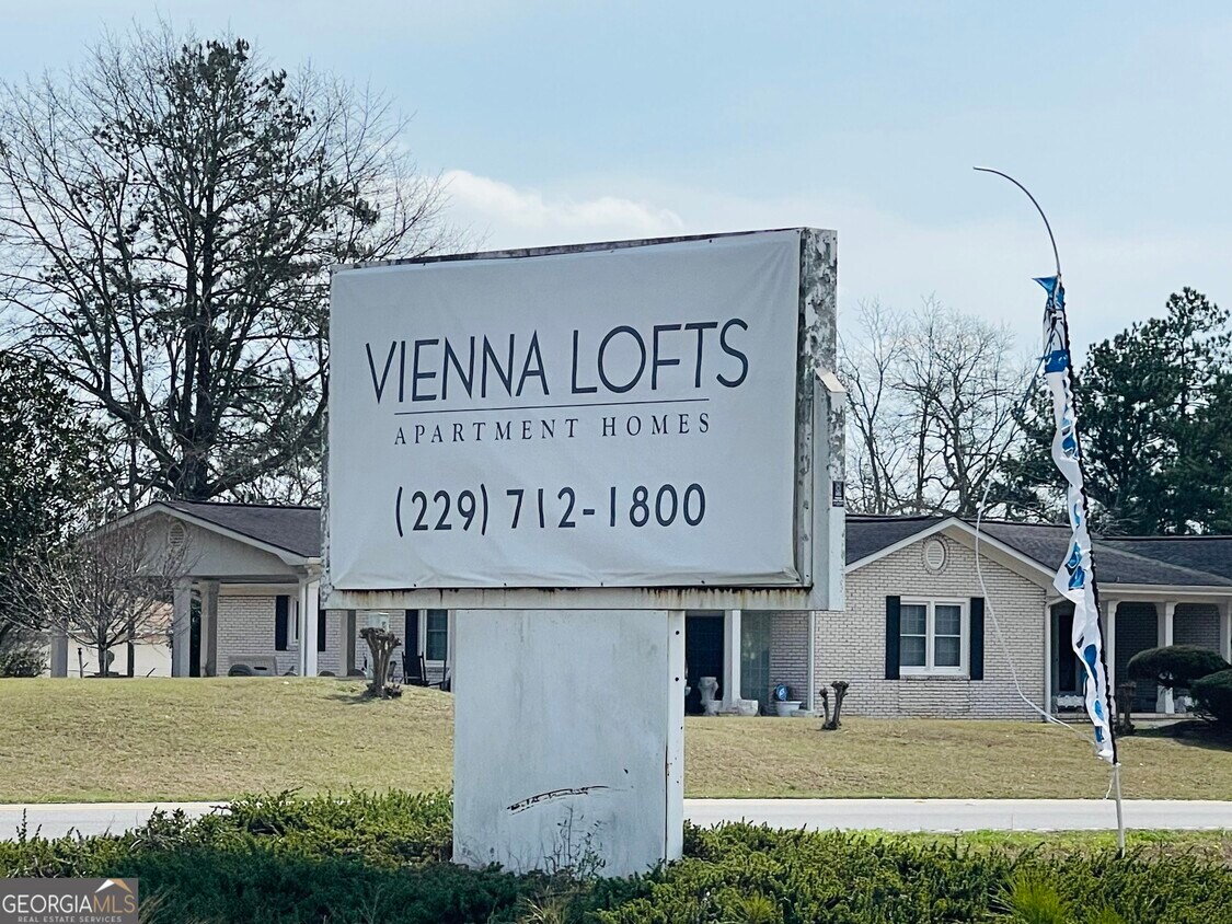 214 9th St Unit A13, Vienna, GA 31092 Room for Rent in Vienna, GA