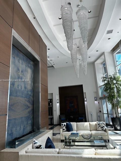 Building Photo - 1155 Brickell Bay Dr