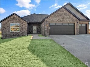 Building Photo - 4843 Farmhouse St