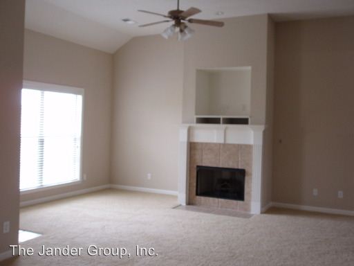 Building Photo - 260 Whispering Wind Cir