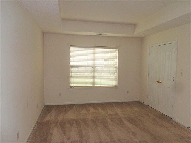 Building Photo - 11329 Livingston Mill Rd