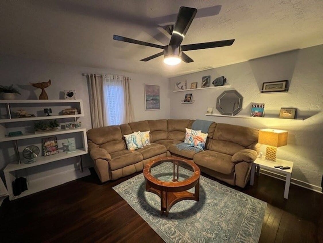 Foto principal - 1213 55th St S