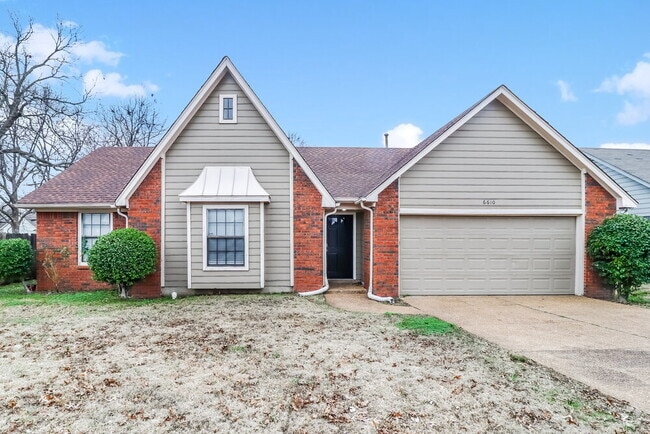 Building Photo - 6610 Shaker Ln