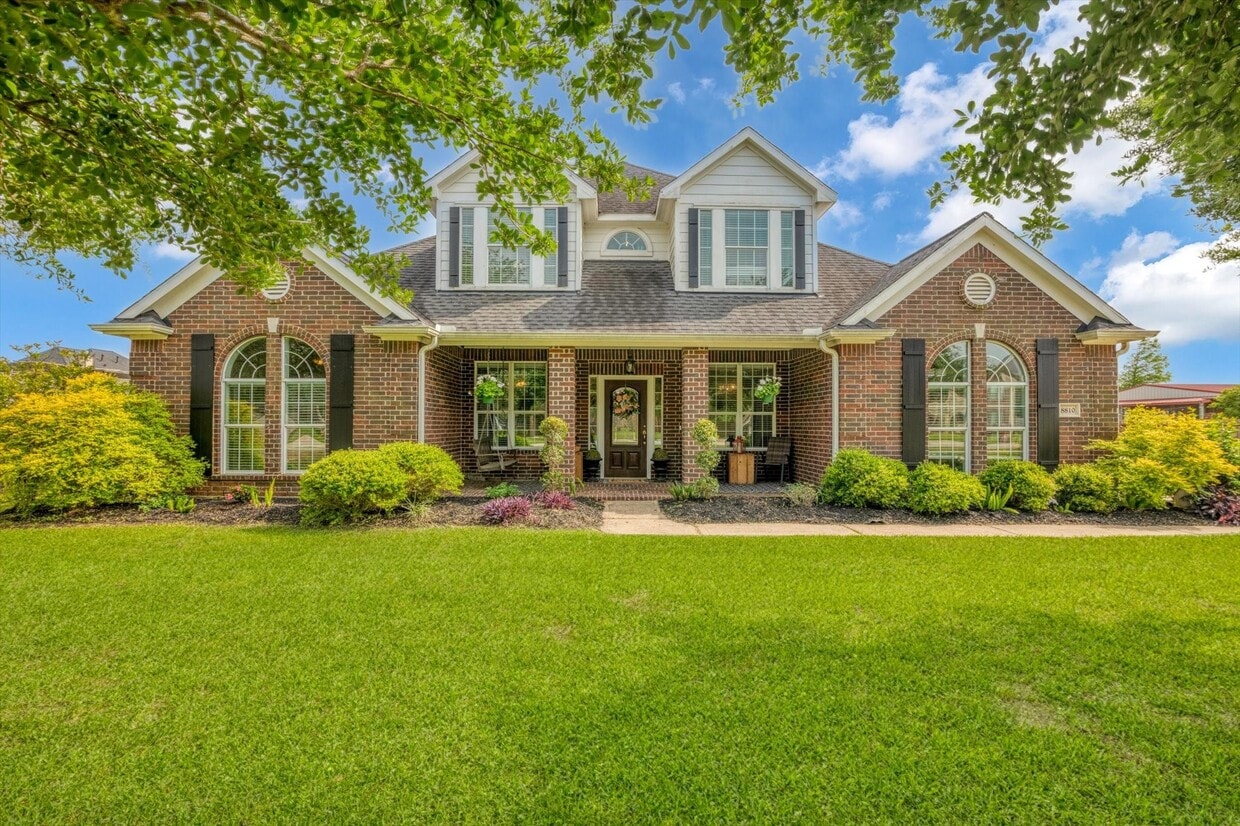 Foto principal - 8810 Tumblewood Dr