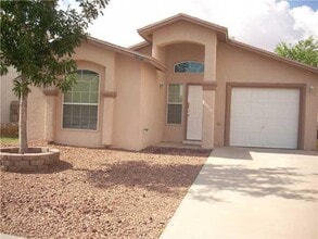 Building Photo - 12357 Tierra Inca Dr