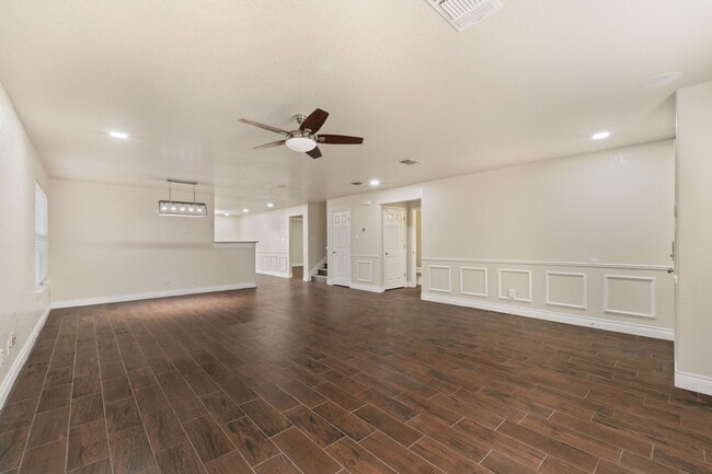 Building Photo - 7706 Mainland Woods