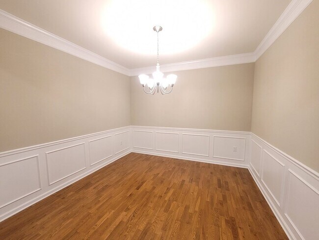 Building Photo - 70 Trotter Rd