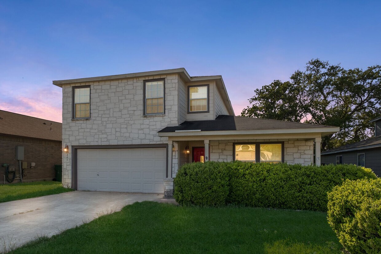 Foto principal - Heart of Boerne 4 Bedroom/ 2.5 Bath