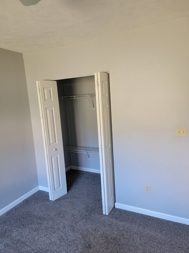 Foto del edificio - 801 Wingate Dr