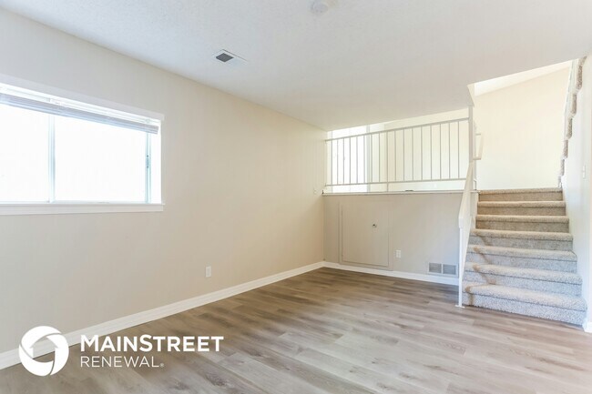 Foto del edificio - 5690 S Netherland St