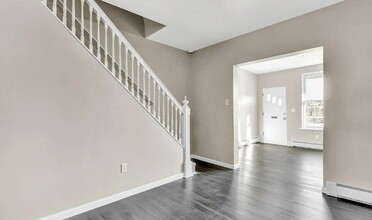 Building Photo - 159 Stevens Ave