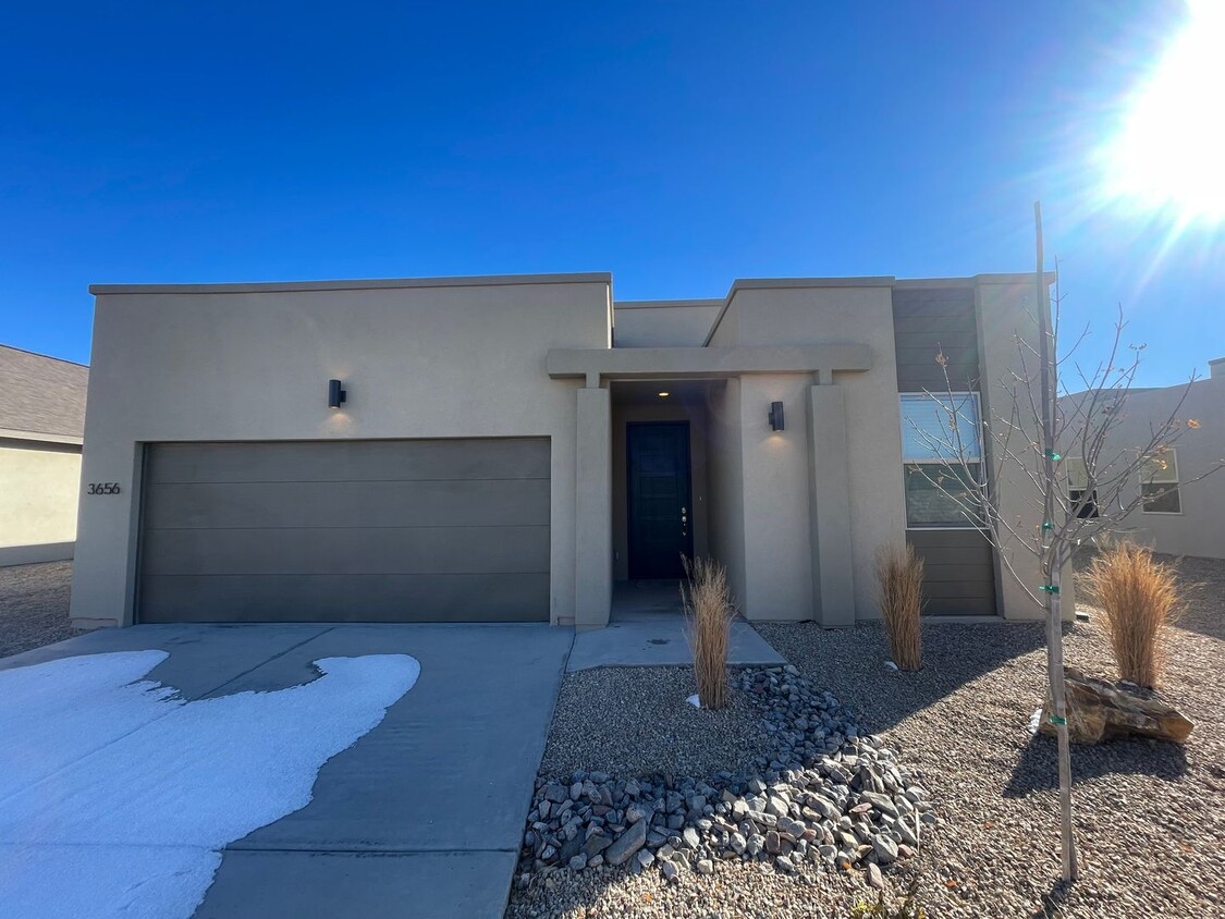 Primary Photo - Beautiful Newly Constructed Home