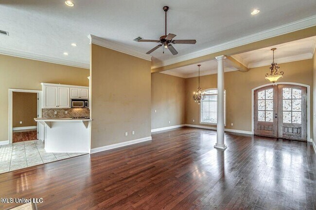 Foto del edificio - 401 Ash Tree Ln