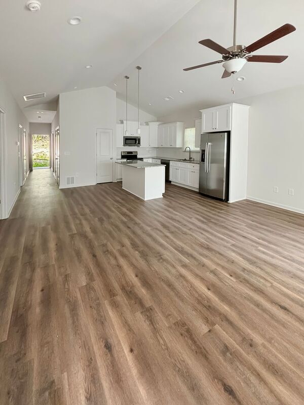 Foto del edificio - 1527 Hollyleaf Ave