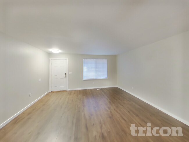 Foto del edificio - 22506 44th Ave Ct E