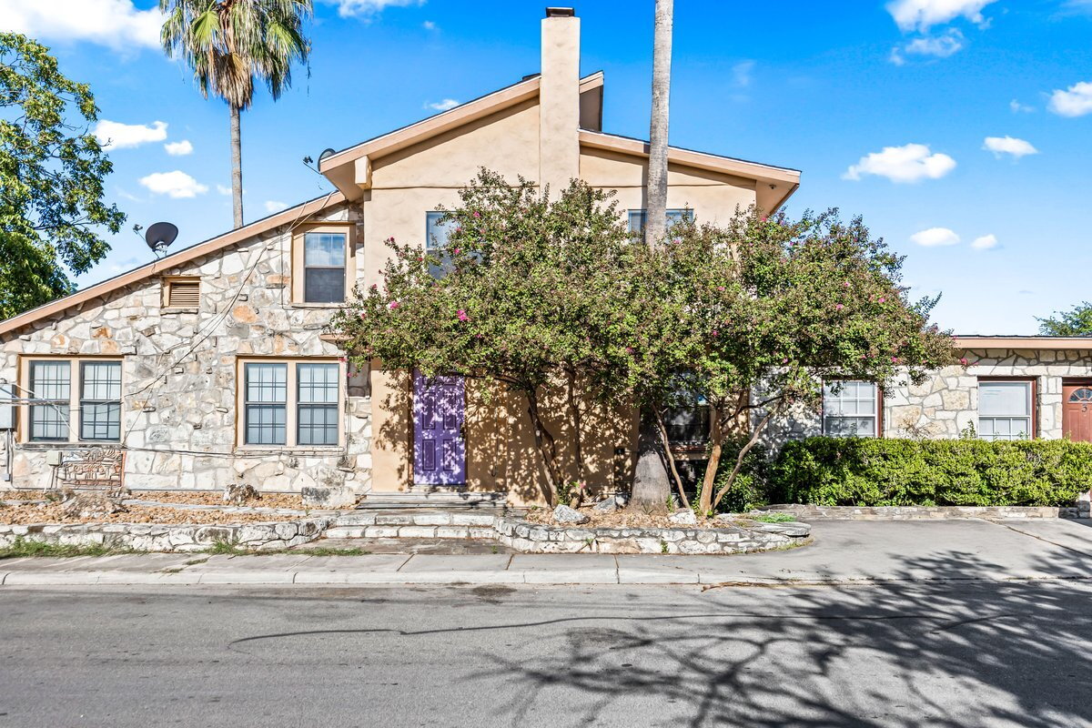 Charming 2-bedroom, 1-bath home $500 OFF R... - Charming 2-bedroom, 1-bath home $500 OFF R...