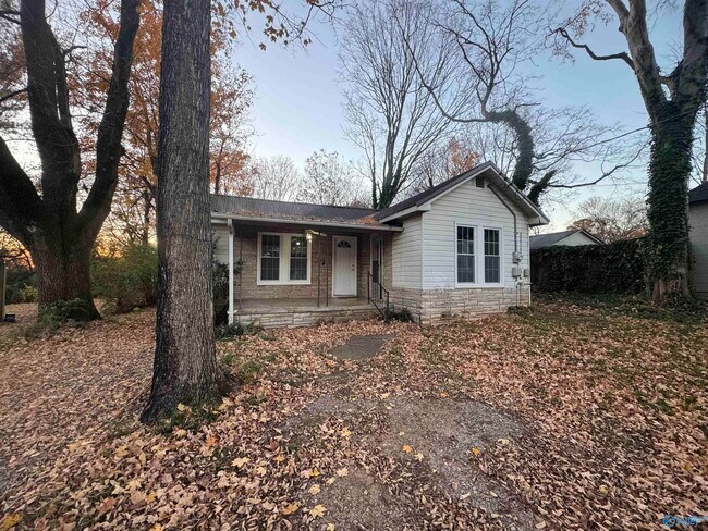 Building Photo - 2411 Kildare St NW