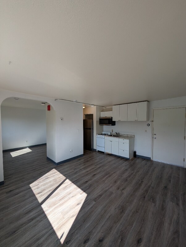 Foto del edificio - 618 Gambell St