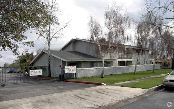 Building Photo - 9215 Date Street Apartments