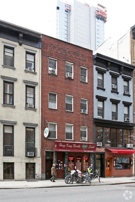 Building Photo - 174 Lexington Ave