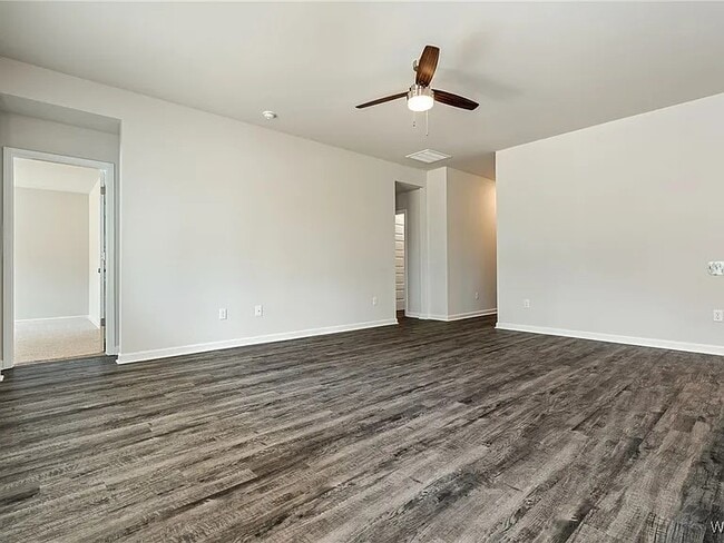 Building Photo - 2381 Bobwhite Dr