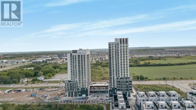 Photo du bâtiment - 3071 Trafalgar Rd