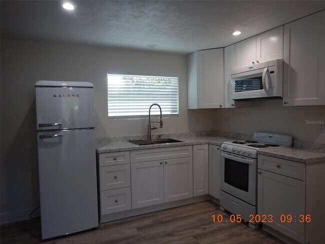 Foto del edificio - 520 NW 27th Ave