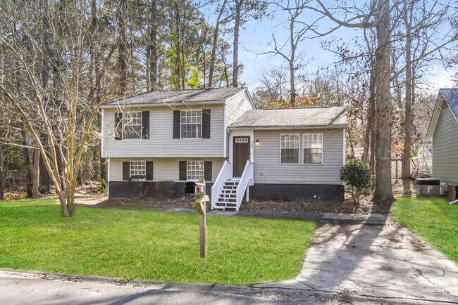 Foto del edificio - 124 Raintree Dr