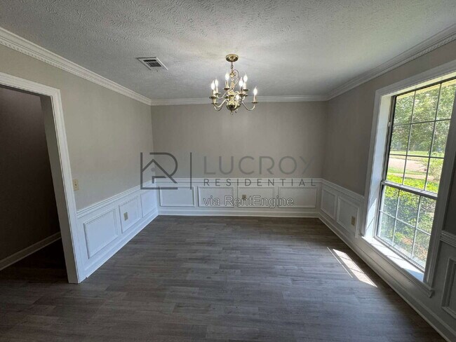 Foto del edificio - 33 Sandlewood Dr