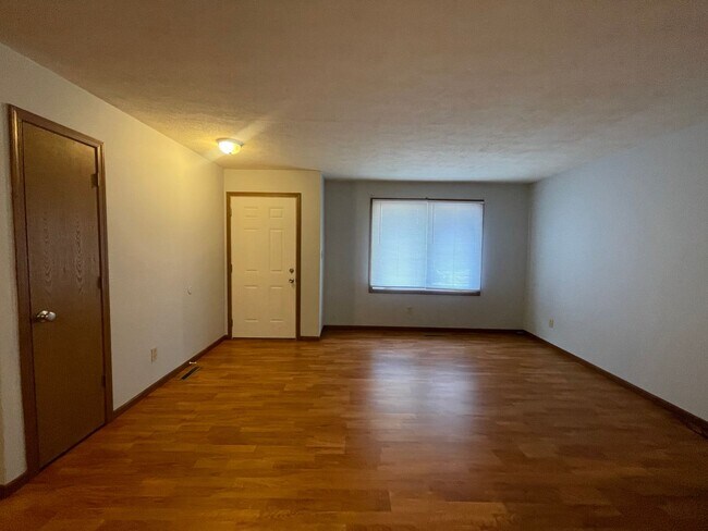 Building Photo - 1039 S Lexington Ave