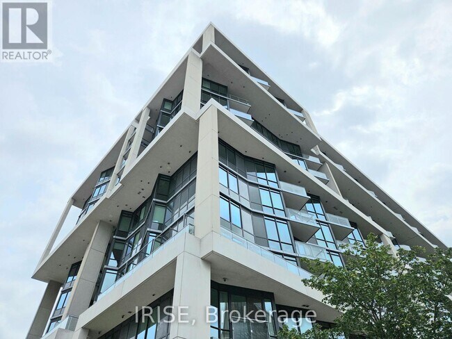 Building Photo - 15-1115 Merchants' Wharf
