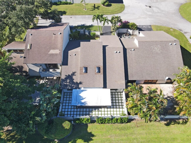 Building Photo - 13403 Bedford Mews Ct
