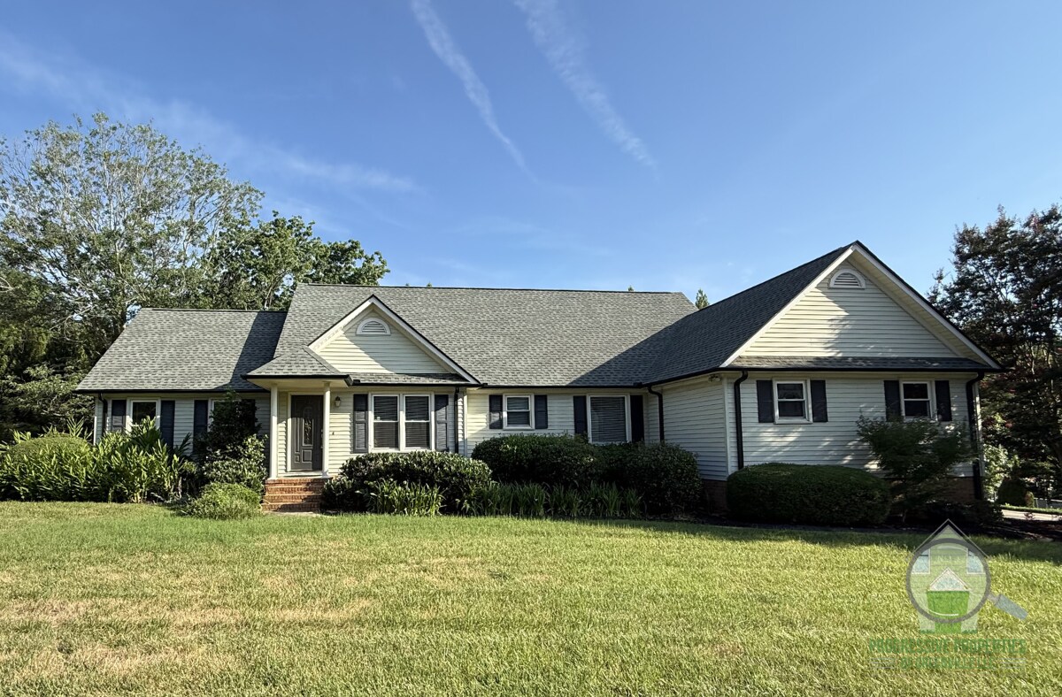 Photo - 2071 Howlong Ave (Greenville, SC)