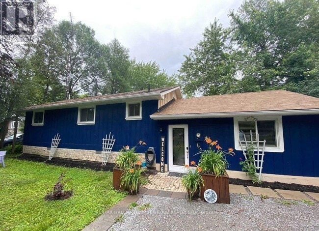 Building Photo - 163 Aldred Dr