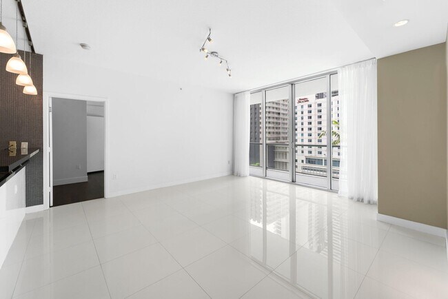 Foto del edificio - 1111 SW 1st Ave
