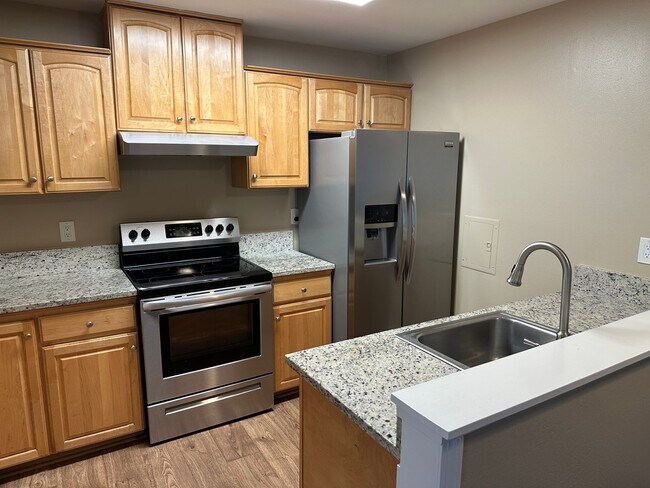 Foto del edificio - Beautiful and  Remodeled 2 Bedroom 1 Bath ...