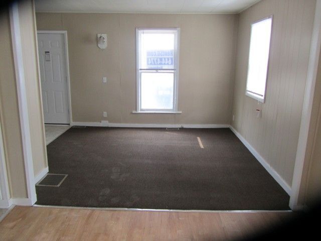Building Photo - 3 br, 1 bath House - Charles 609 609 Charl...
