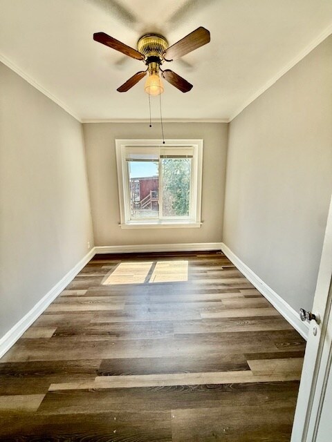 Building Photo - 9213 S Laflin St