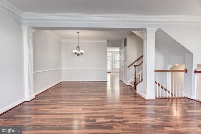 Building Photo - 7576 Maidenhead Dr