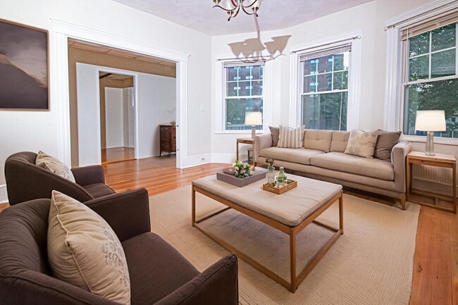 Photo - 21 Edison Green Apartment