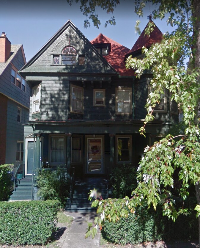 Primary Photo - 207 Lancaster Ave