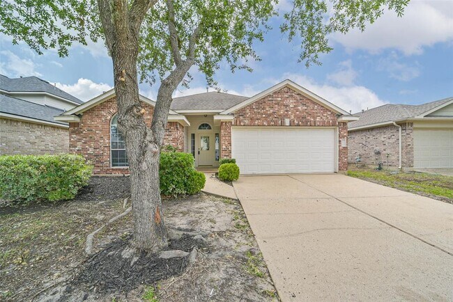 Foto del edificio - 9911 Driftwood Park Dr