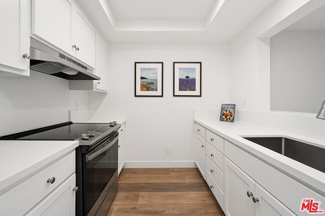 Building Photo - 501 Palisades Dr