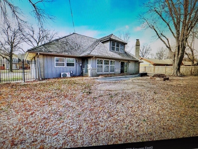 Foto del edificio - 3 Bed  2 1/2 Bath