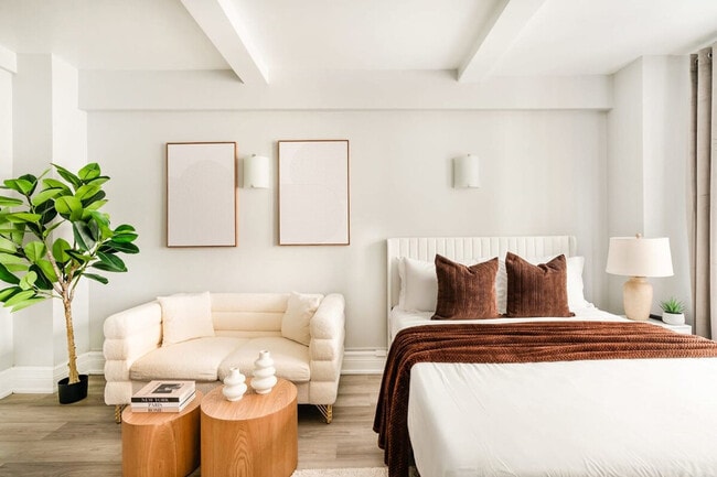 Foto del edificio - 240 W 73rd St