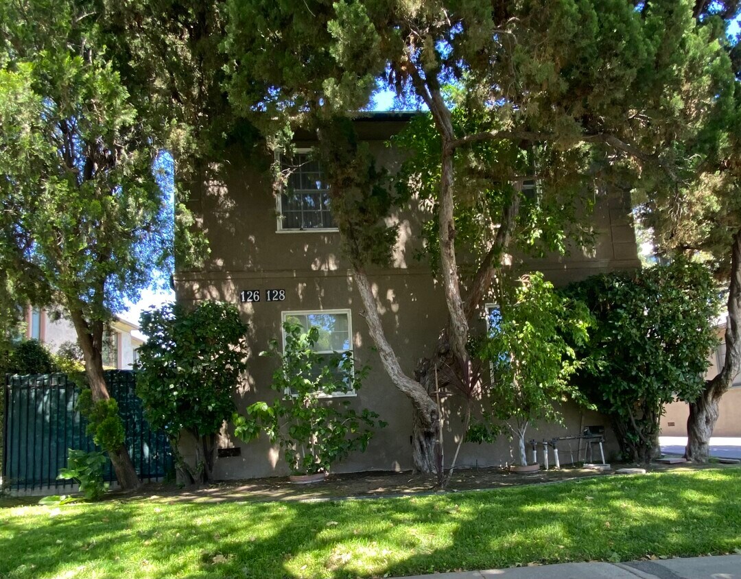 Foto principal - 128 N Maple Street