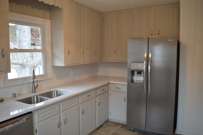 Building Photo - 5503 Flamingo Rd