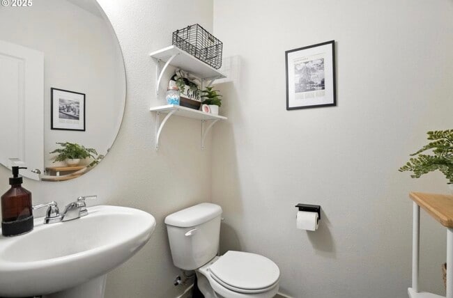 Foto del edificio - 5613 N E 129th Pl